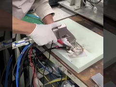 Đầu hàn laser lắc đôi cầm tay với ống kính phản xạ 60 ° và 45 °